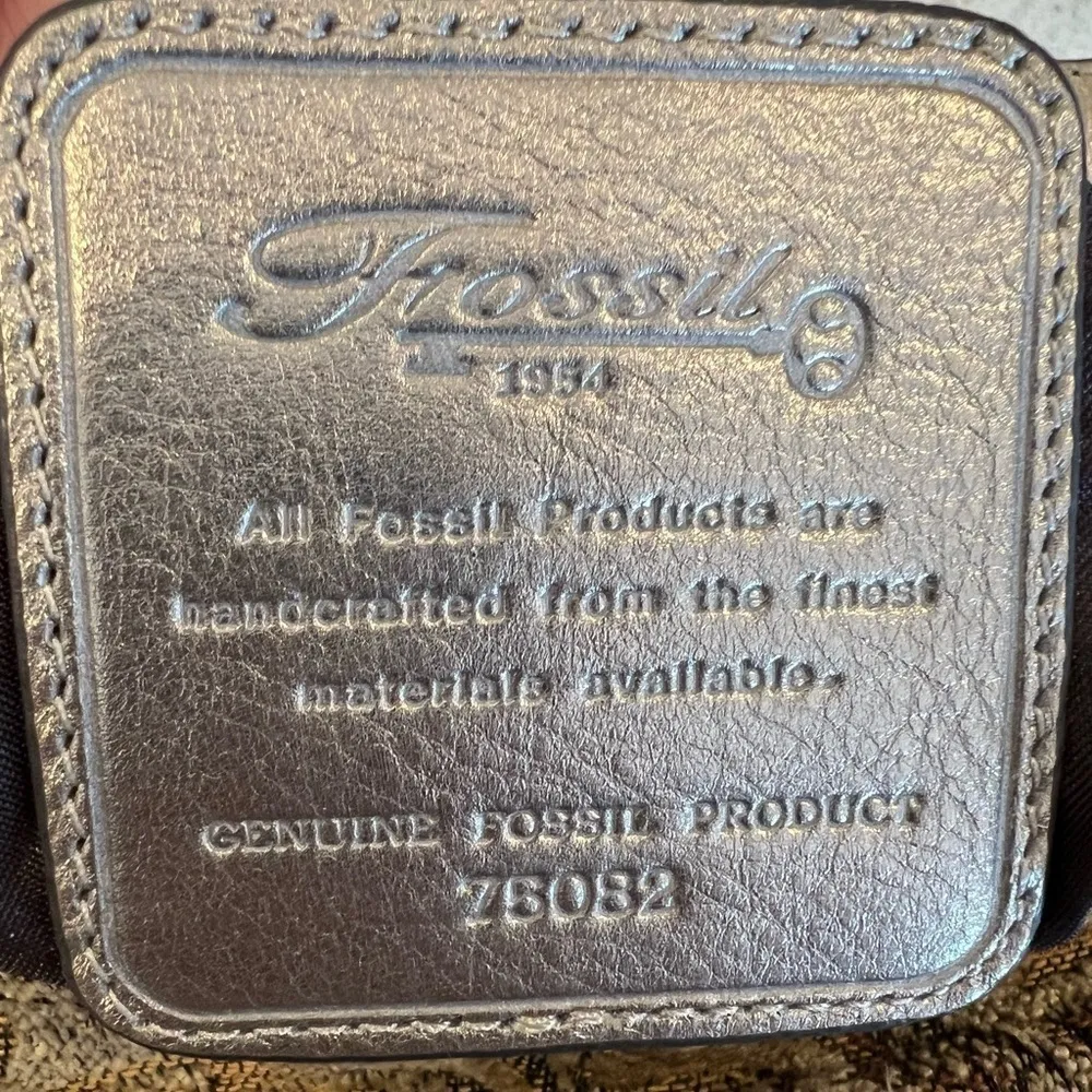 Fossil Y2K jacquard & bronze leather handbag, new and super clean w/one flaw. - Image 7