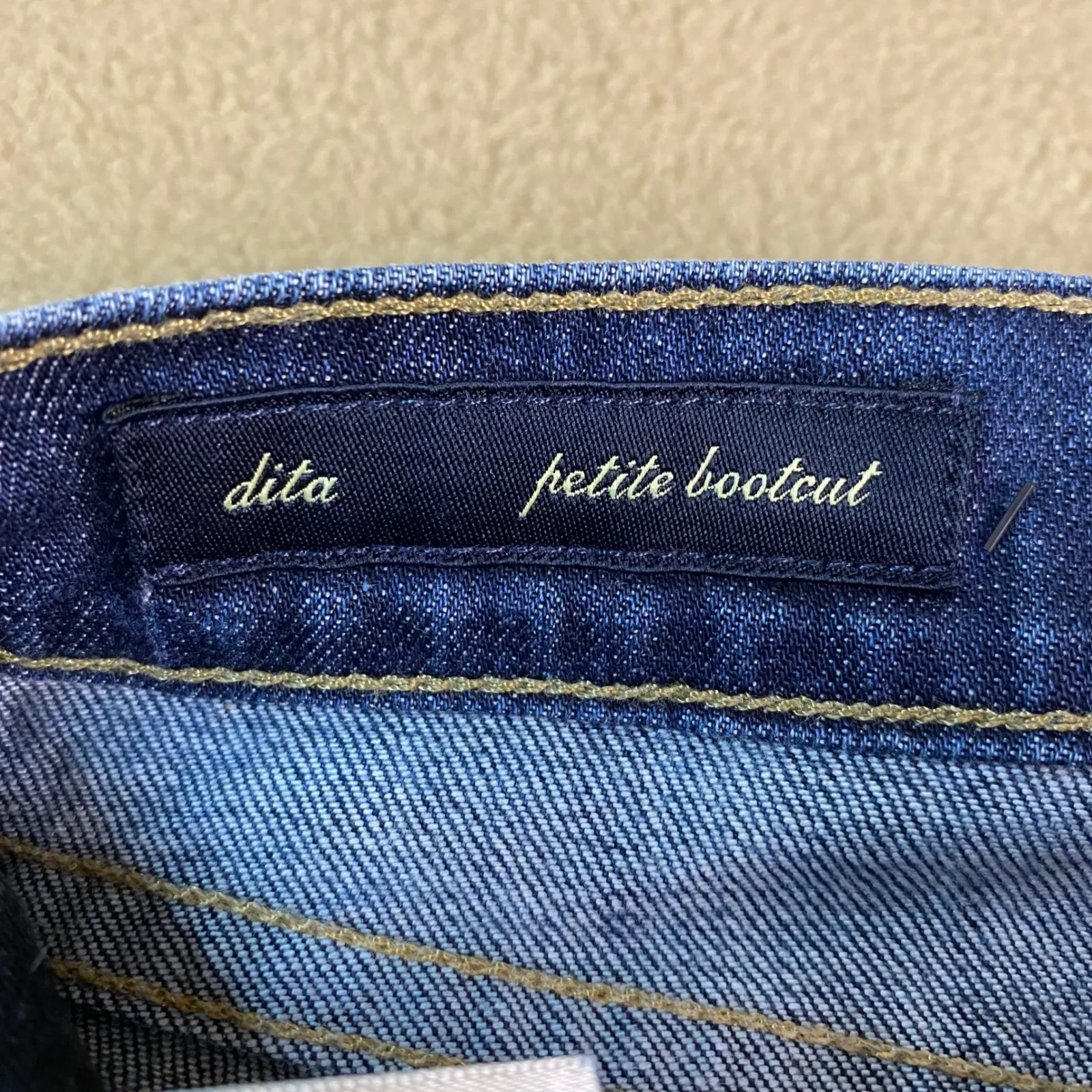 Citizens of Humanity Dita Petite Bootcut Jeans Medium Wash Denim Size 24 - Image 8