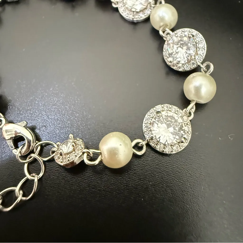 Unsigned Silver - Image 4