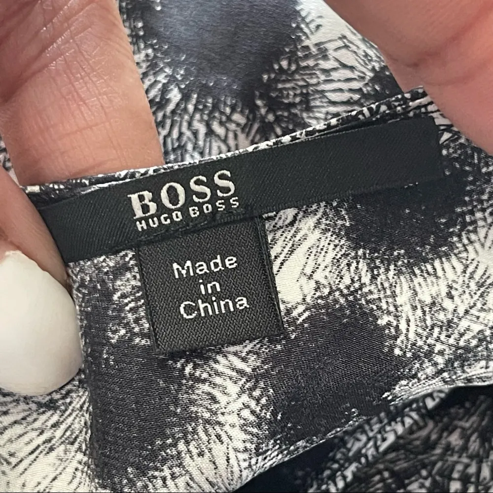 HUGO BOSS | 100% Silk Black and White Tank Top Blouse Sz 6 - Image 25