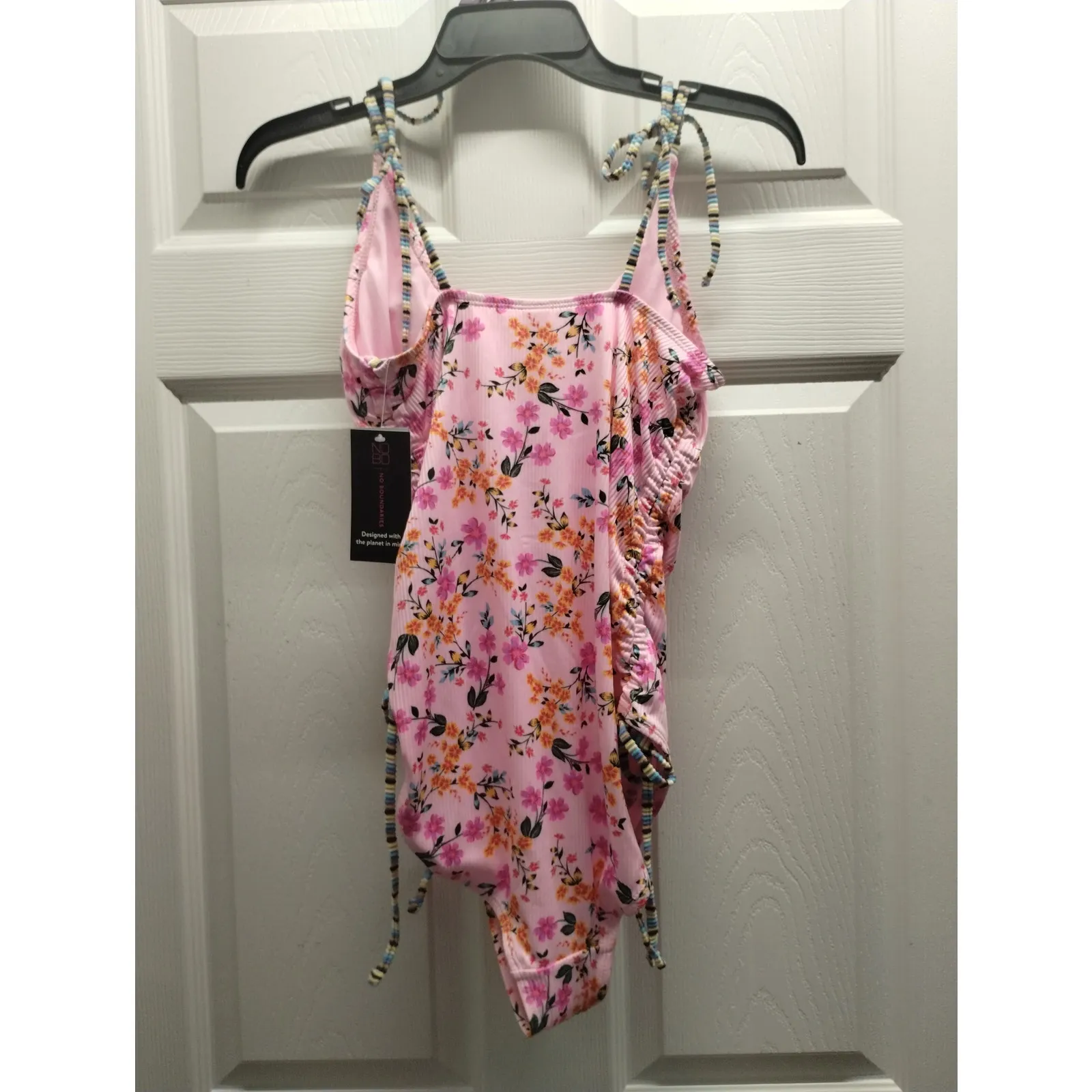 No Boundaries NWT Juniors Size Large Pink Floral Tie Shoulder One-Piece Swimsuit - Image 3