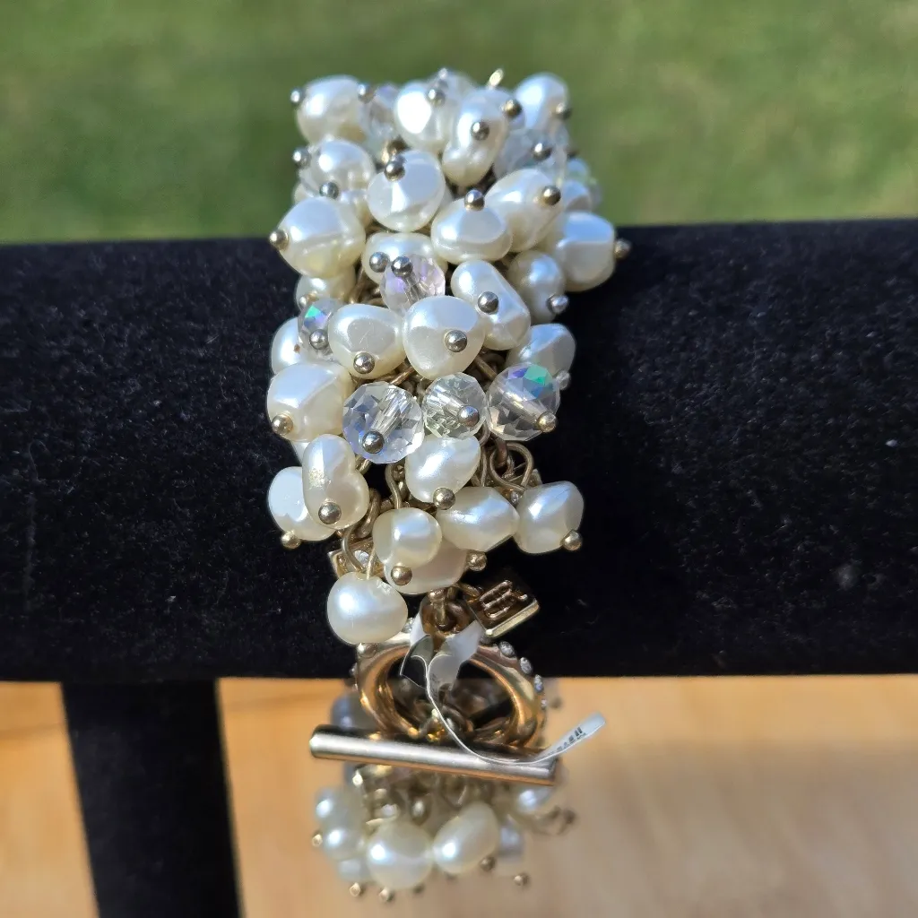 NEW Banana Republic Lobster Cha Cha Pearls And Rhinestones Bracelet - Image 5