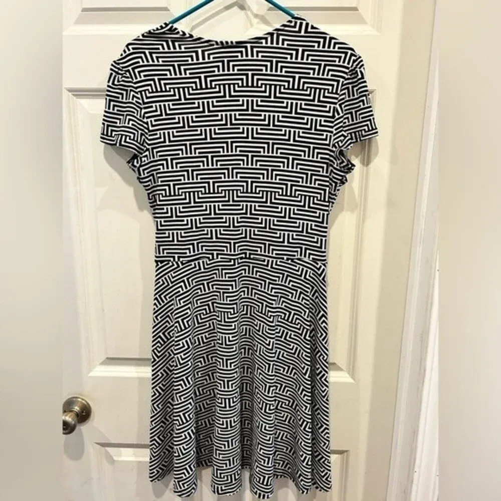 Leota Geometric Pattern dress size XL‎ petite - Image 7