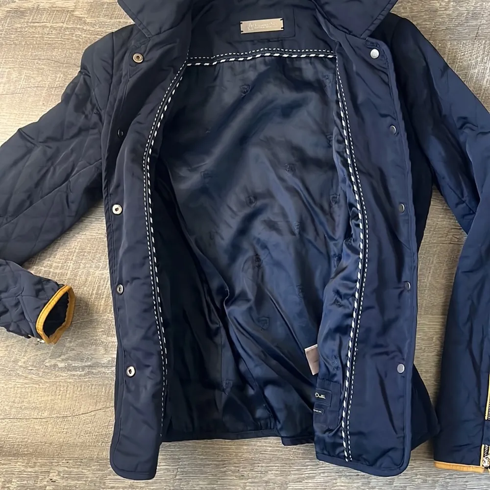 Massimo Dutti  Navy Quilted Jacket Size Small - Image 4