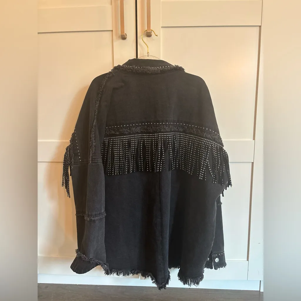 Vici Woman’s Size Medium Western Black Denim Studded Fringe Jacket Cowboy Black - Image 3