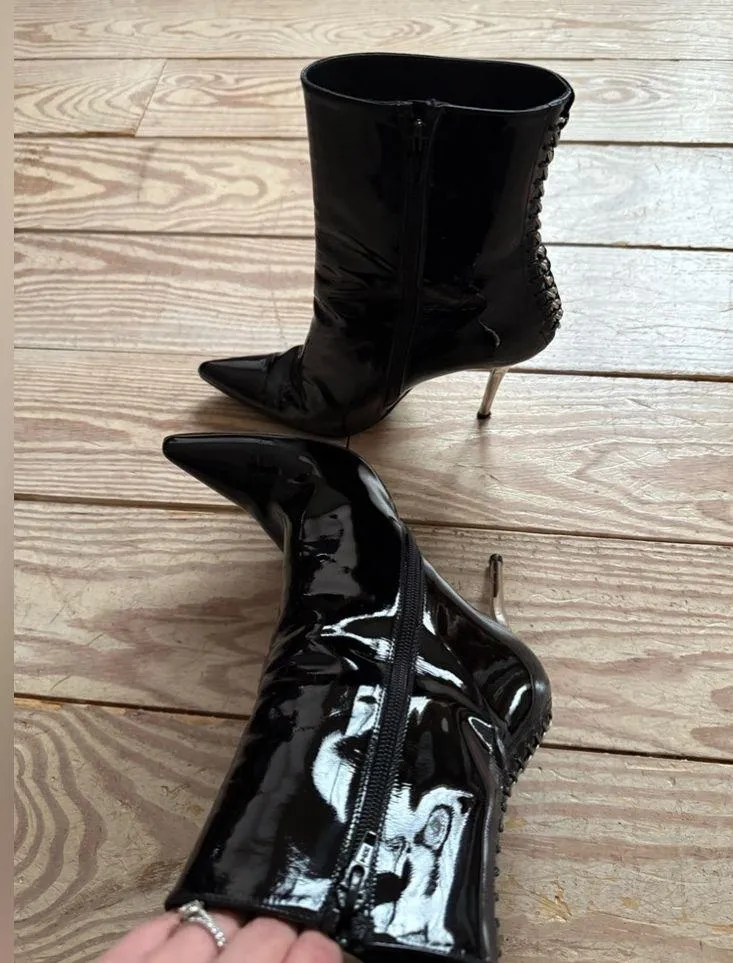 Stuart Weitzman Black Patent Chain Back Booties size 7.5 - Image 4