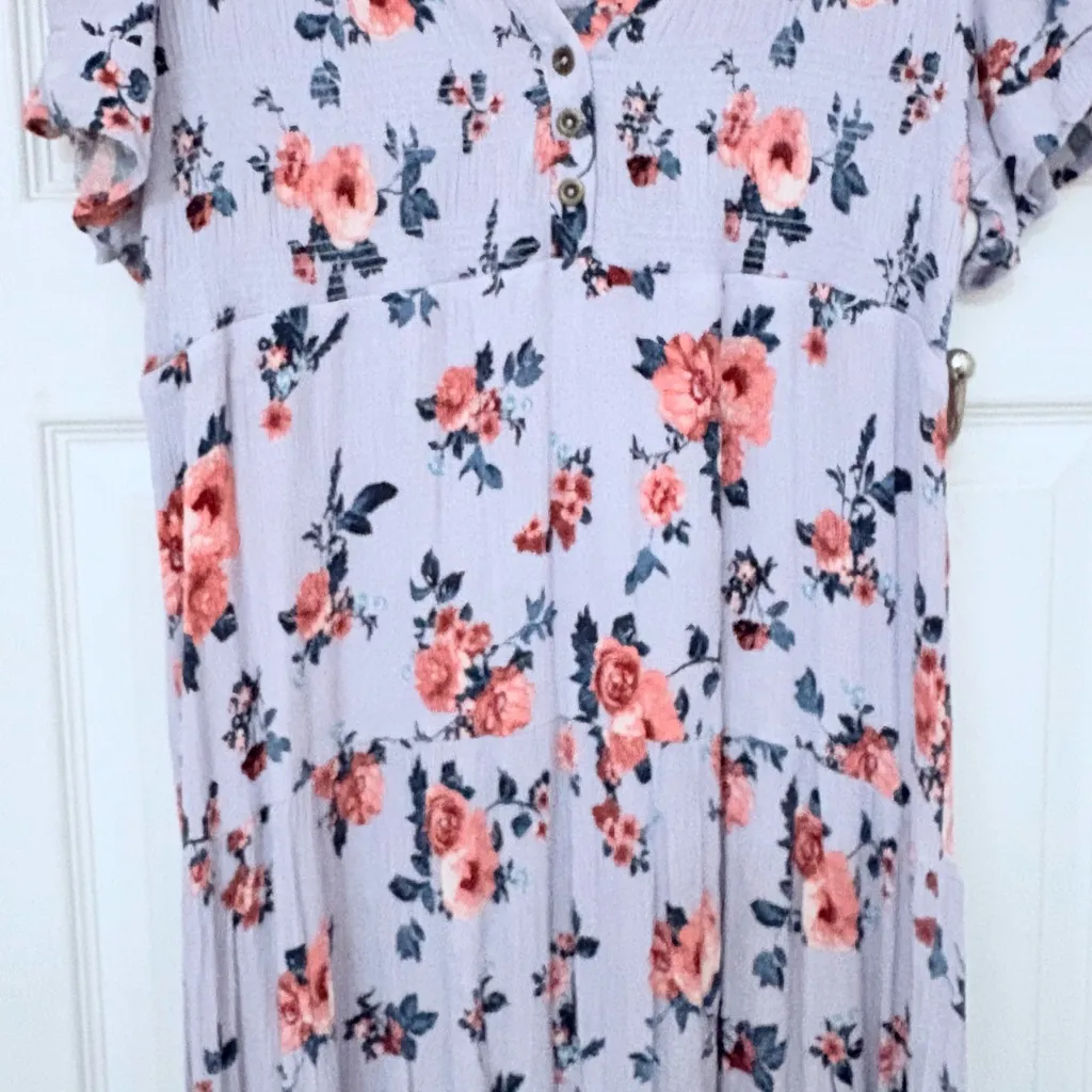 KNOX Rose Short Sleeve Floral Maxi Dress in Lilac - Image 7