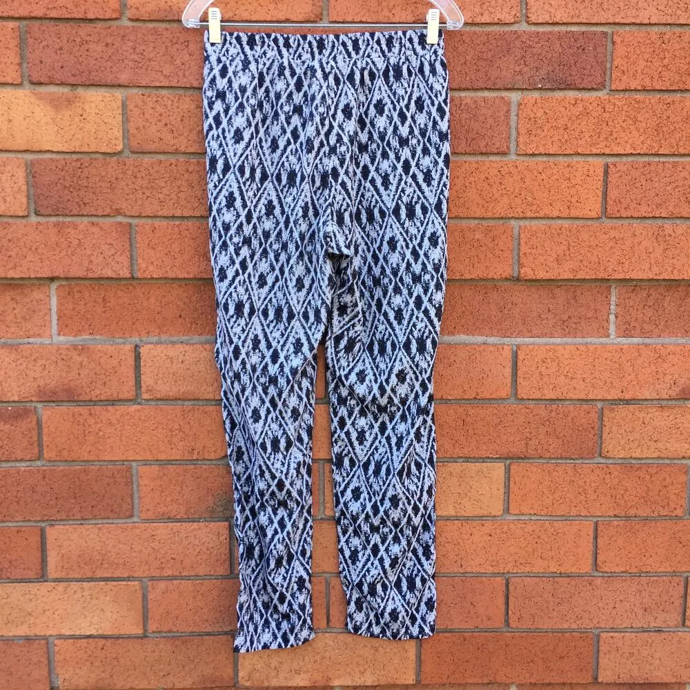 Skies Are Blue Ikat Diamond Pants S Black White Stitch Fix - Image 6