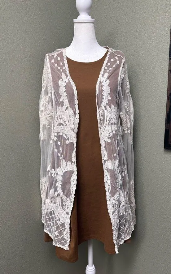 Urban Mangoz long sleeve open front lace embroidered cardigan Size L - Image 5