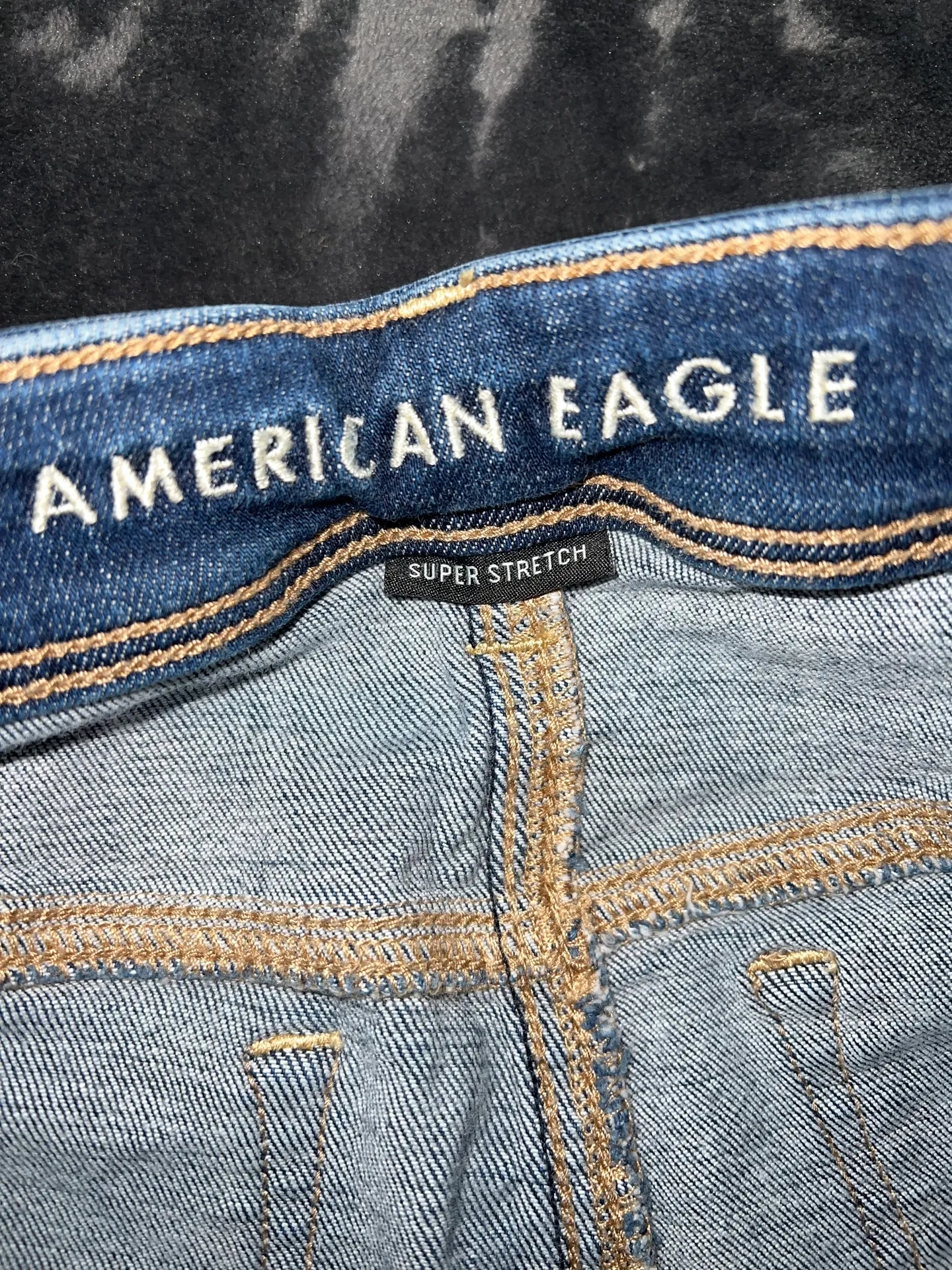 Low-Rise Kick Bootcut Jean - Image 10