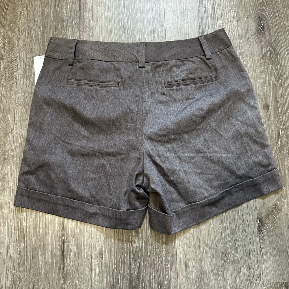 New GAP Gray Bermuda Shorts Modern Slim Fit - Image 2
