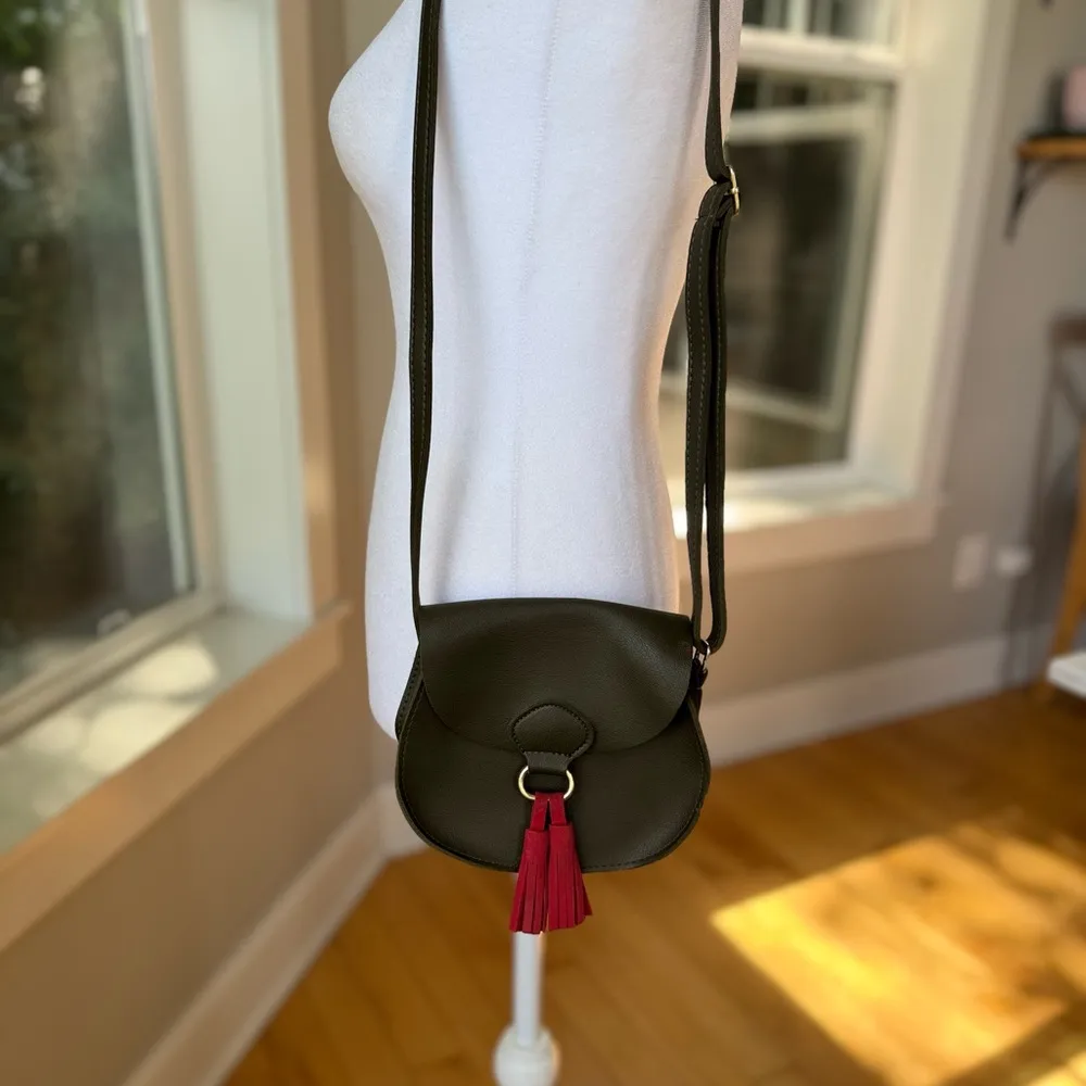 Olive Green Red Tassel Mini Bag - Image 7