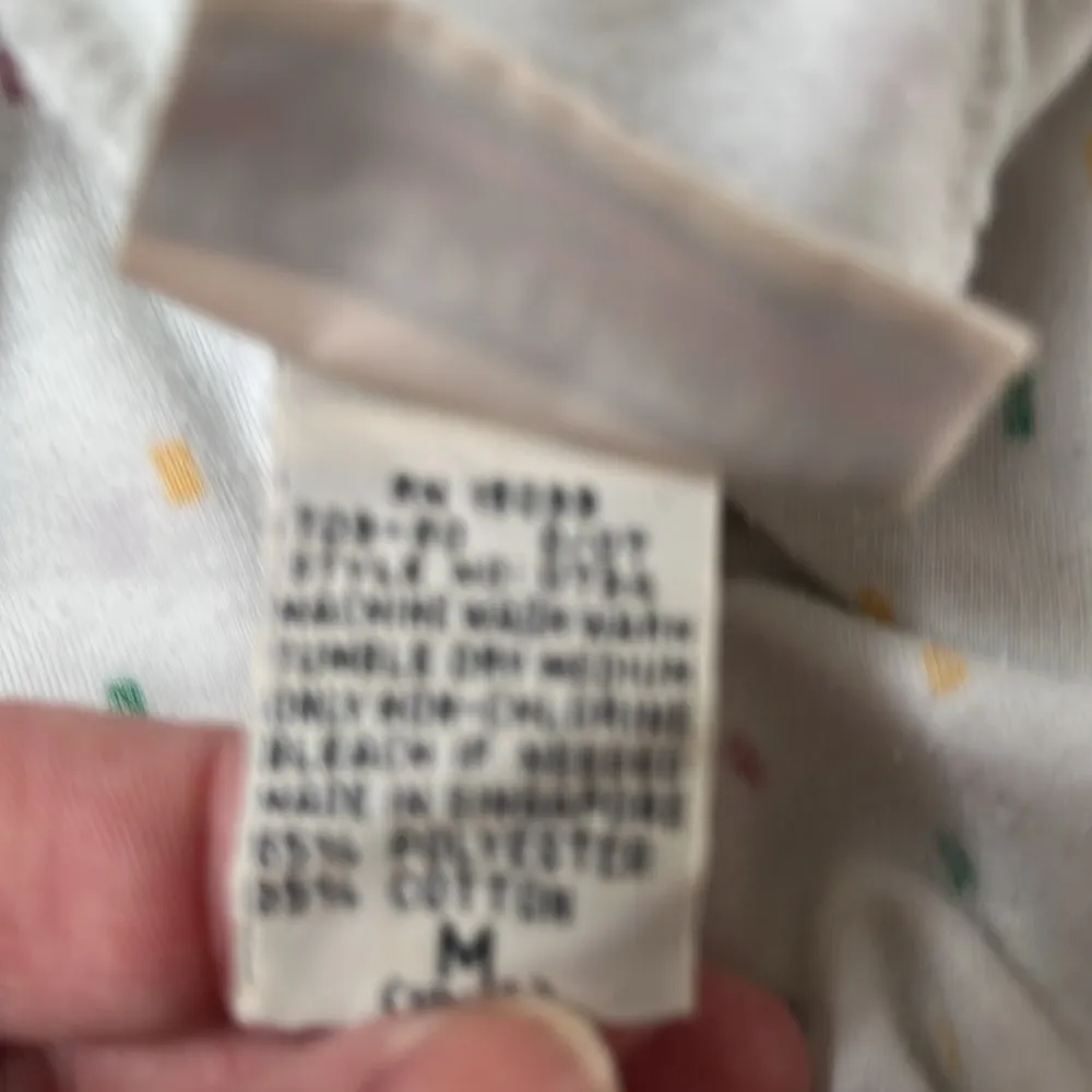 Vintage 90s Carriage Court White Turtleneck with blue yellow red green Size M - Image 7