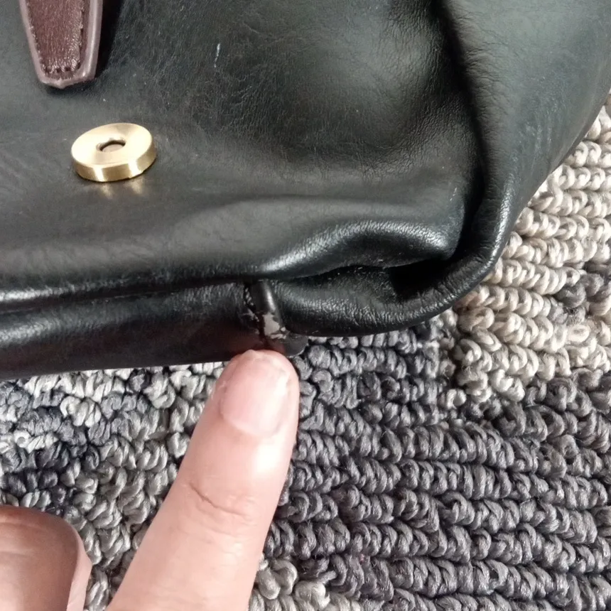 Republic Womens Vegan Leather Messanger Laptop Bag Womens Black - Image 11