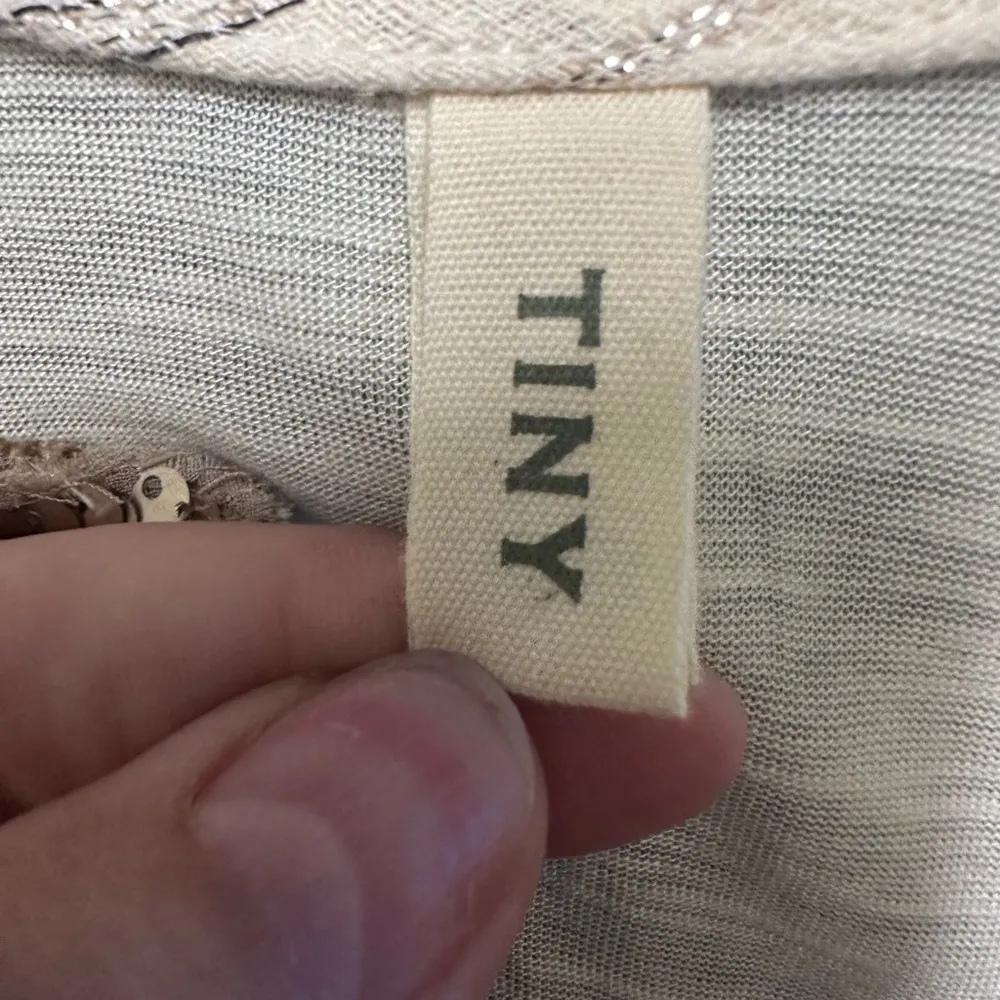 Tiny long sleeve gilded acacia Henley velvet tie vneck top - Image 4