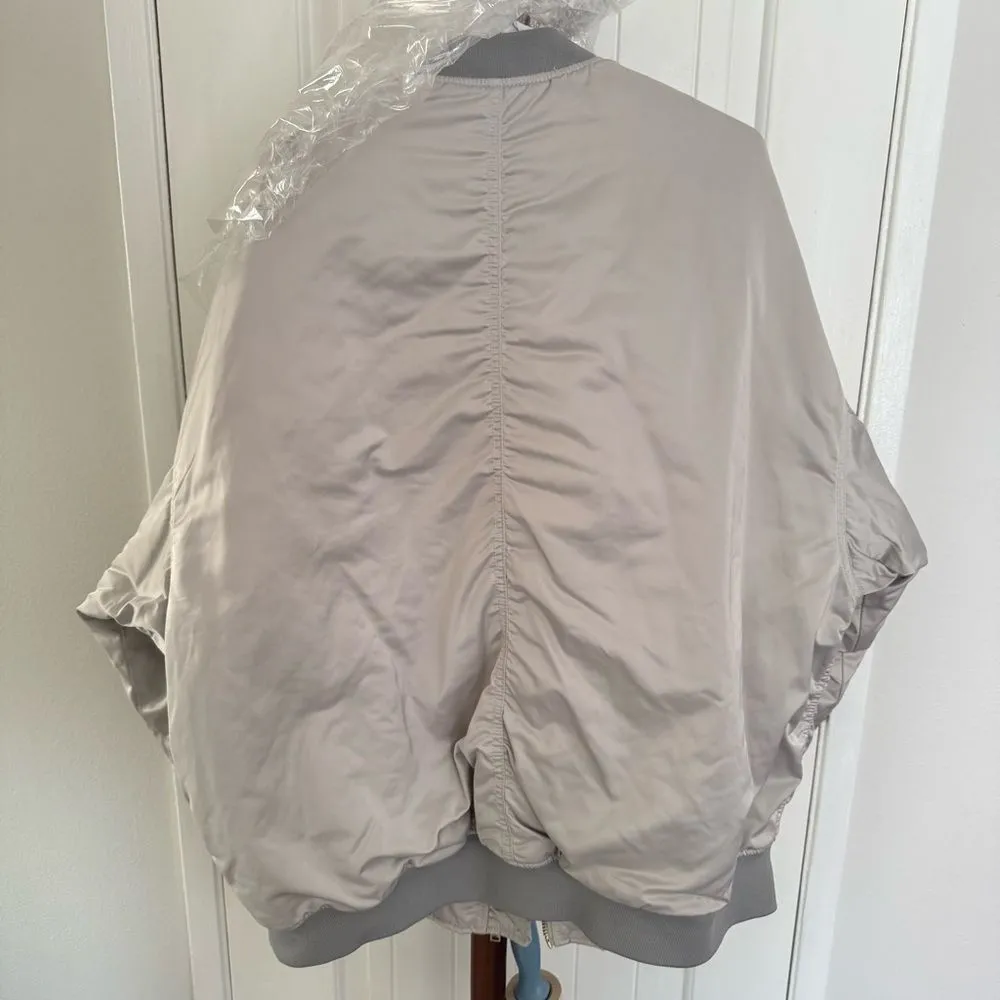 H&M Light Gray Oversized Puffer Bomber Jacket - Image 2