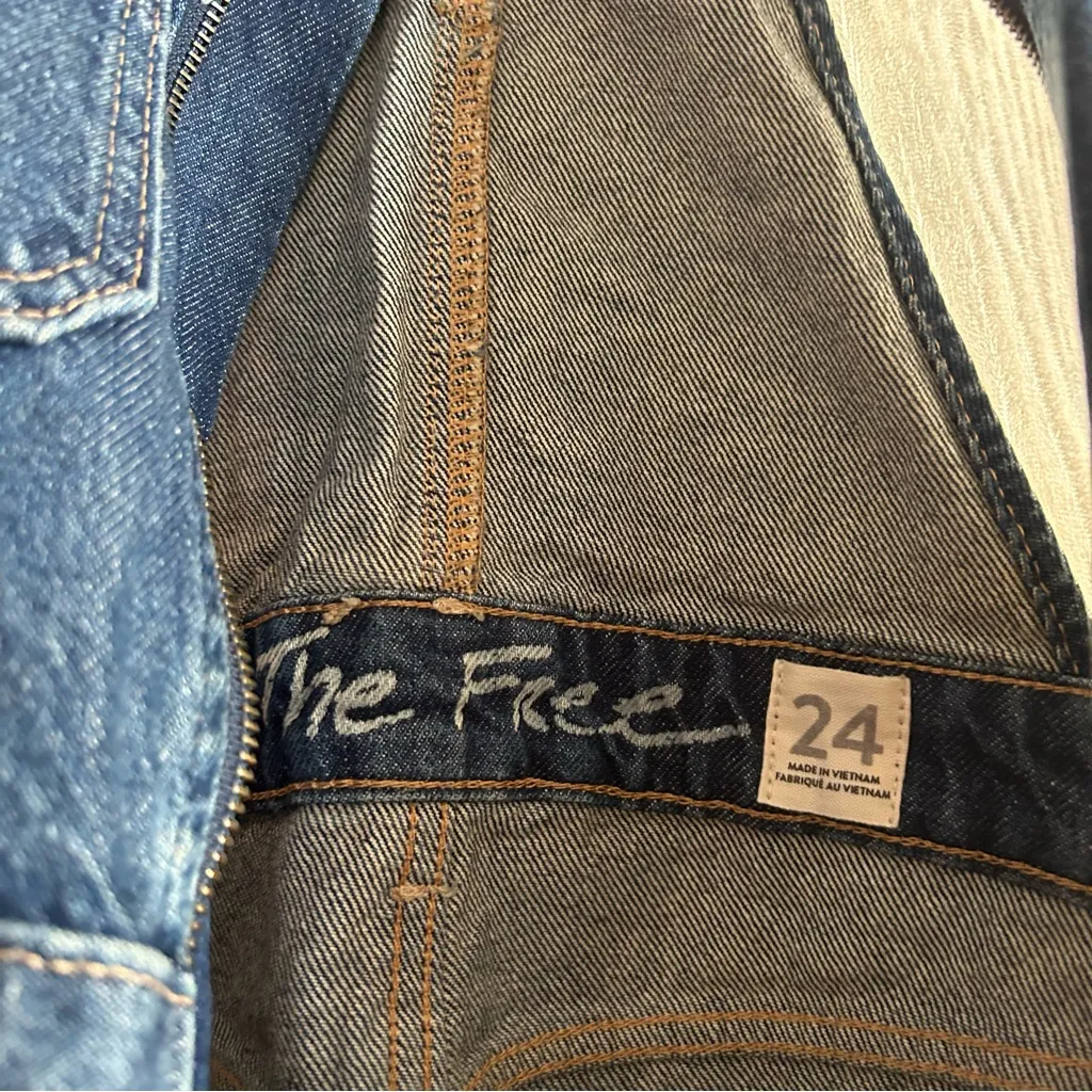 Free People Sunkissed Denim Short Overalls Zip Front Jean Shortalls NEW Size‎ 24 - Image 4