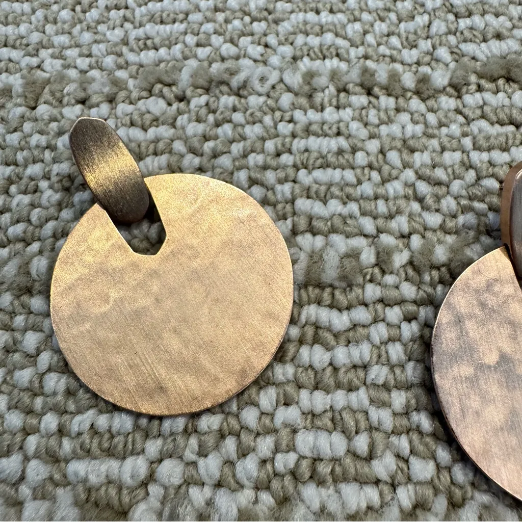 Kendra Scott Didi Door Knocker Gold Circle Statement Post Drop Earrings - Image 4