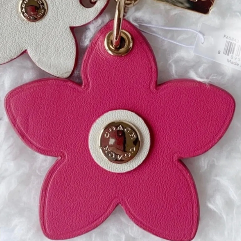 Coach Tea Rose smooth Leather Keychain /Bag Charm Fab - Image 7