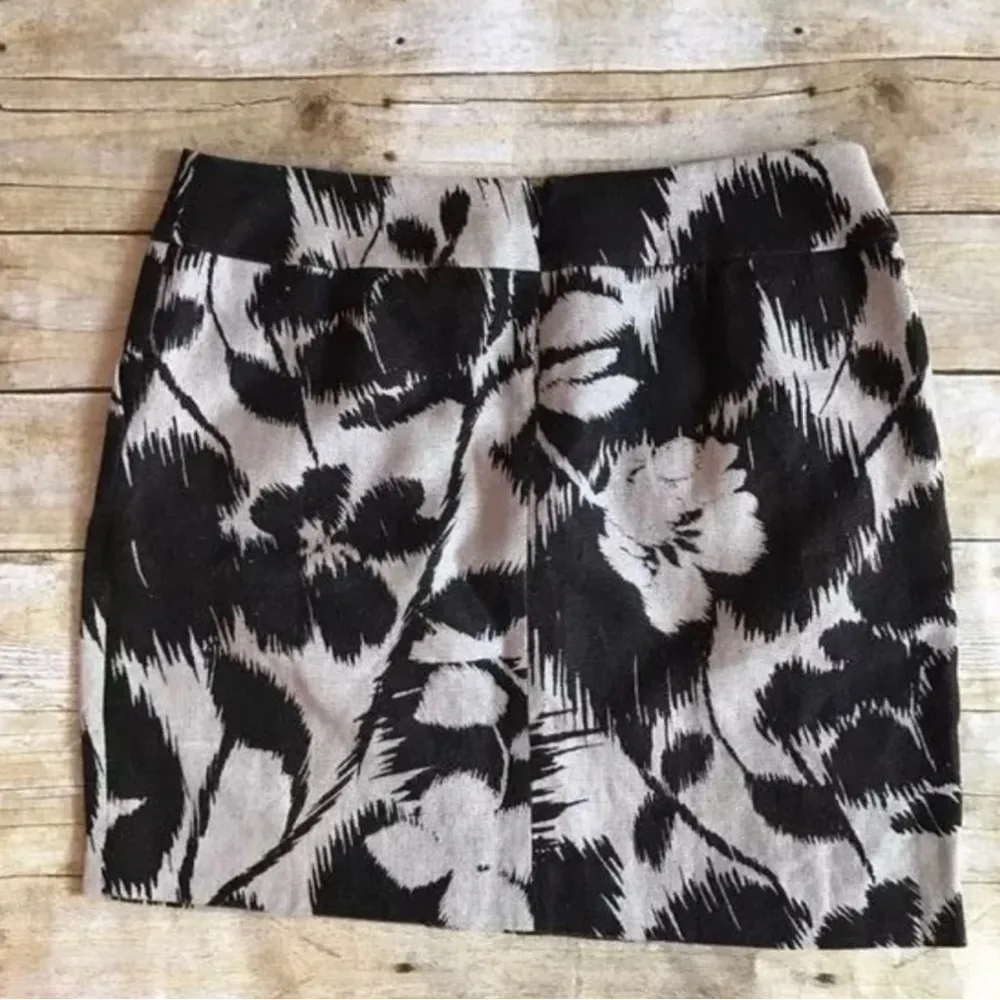 Michael by Michael Kors Floral Hawaiian Skirt Career
Work Casual Linen Size 12 - Image 3