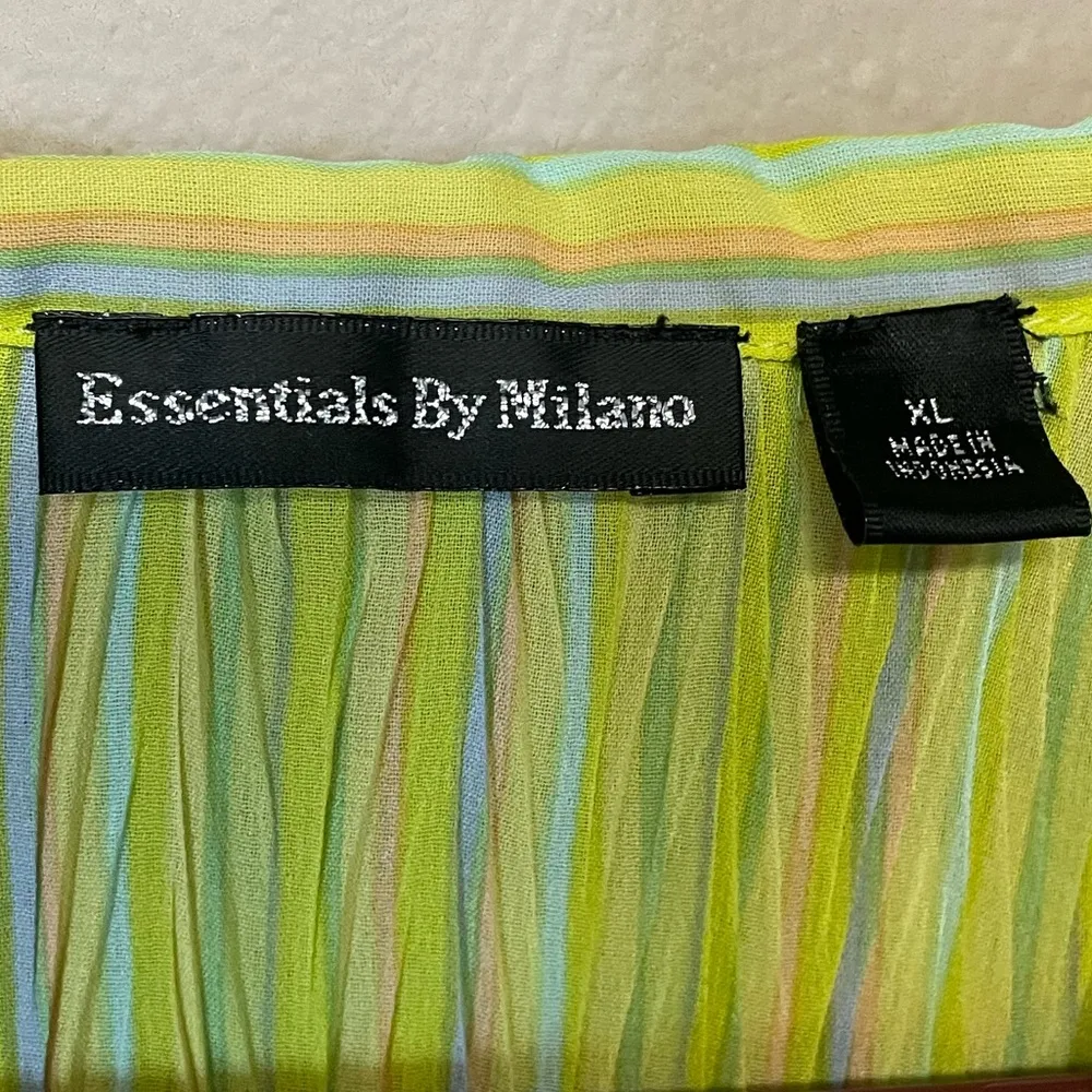 Essentials by Milano Button Down Top Size XL - Image 7