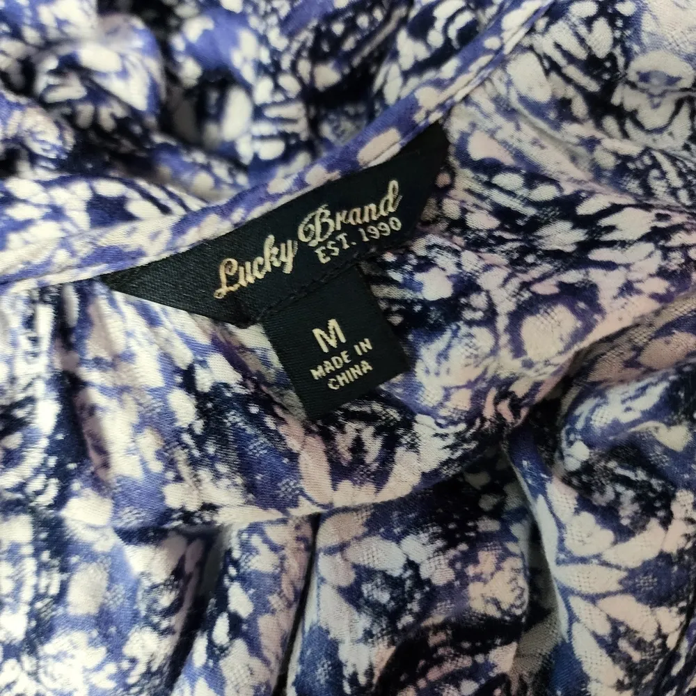 Lucky Brand Blue Batik Mosaic Peasant Blouse Size Medium - Image 8