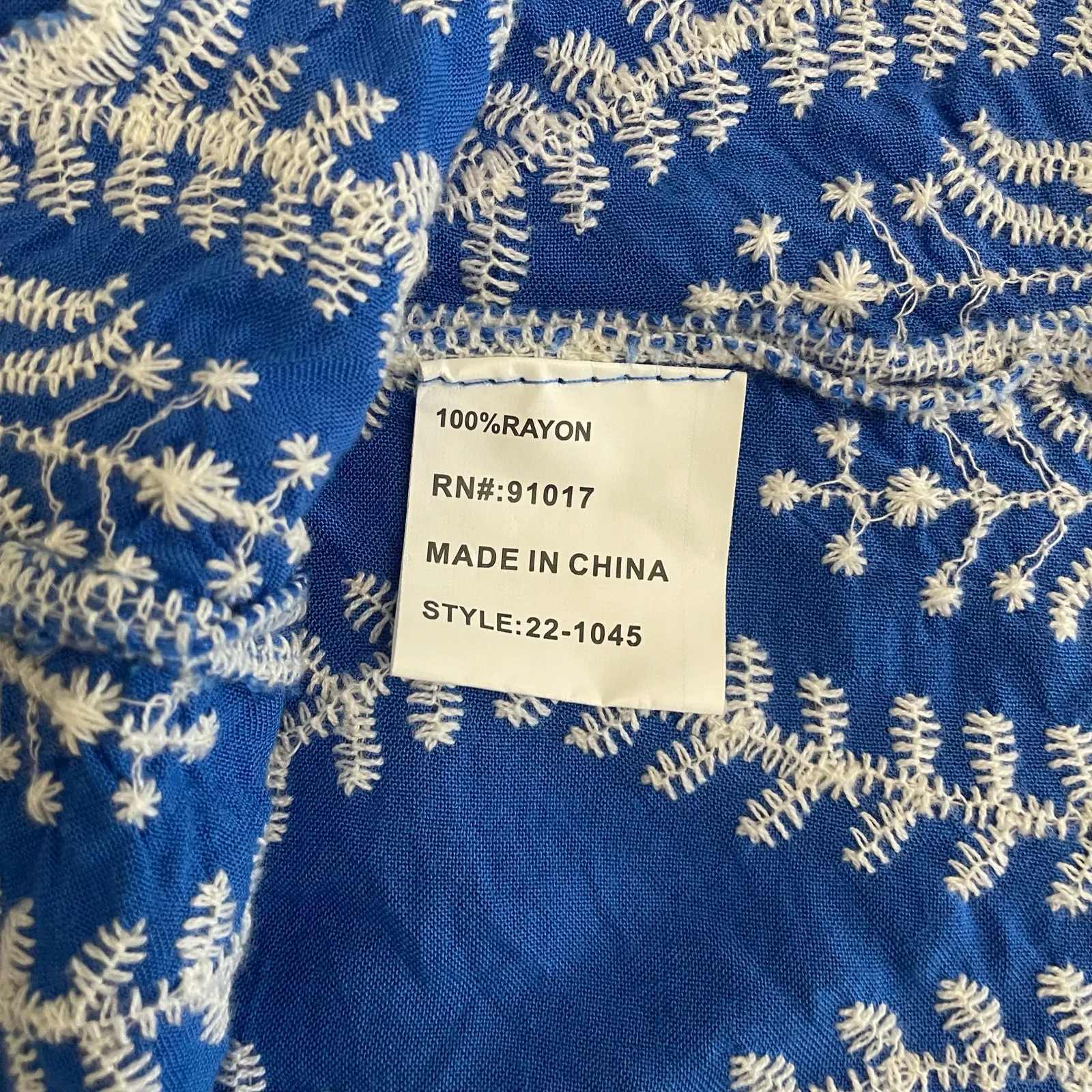 Solitaire Blue White Embroidered Top Size XL Boho, Office,‎ Casual - Image 6