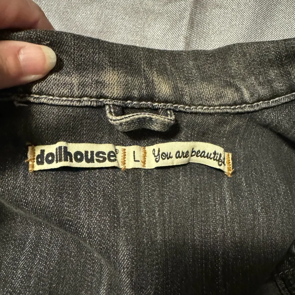 Dollhouse  Black Jean Jacket Cropped Timeless Design - Image 3