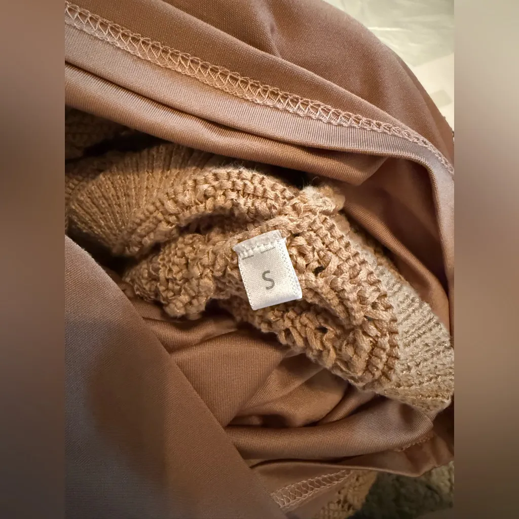 Revolve x Bananahot Diamond Beige Crochet Cutout Dress /‎ Beach Cover Up Small - Image 5