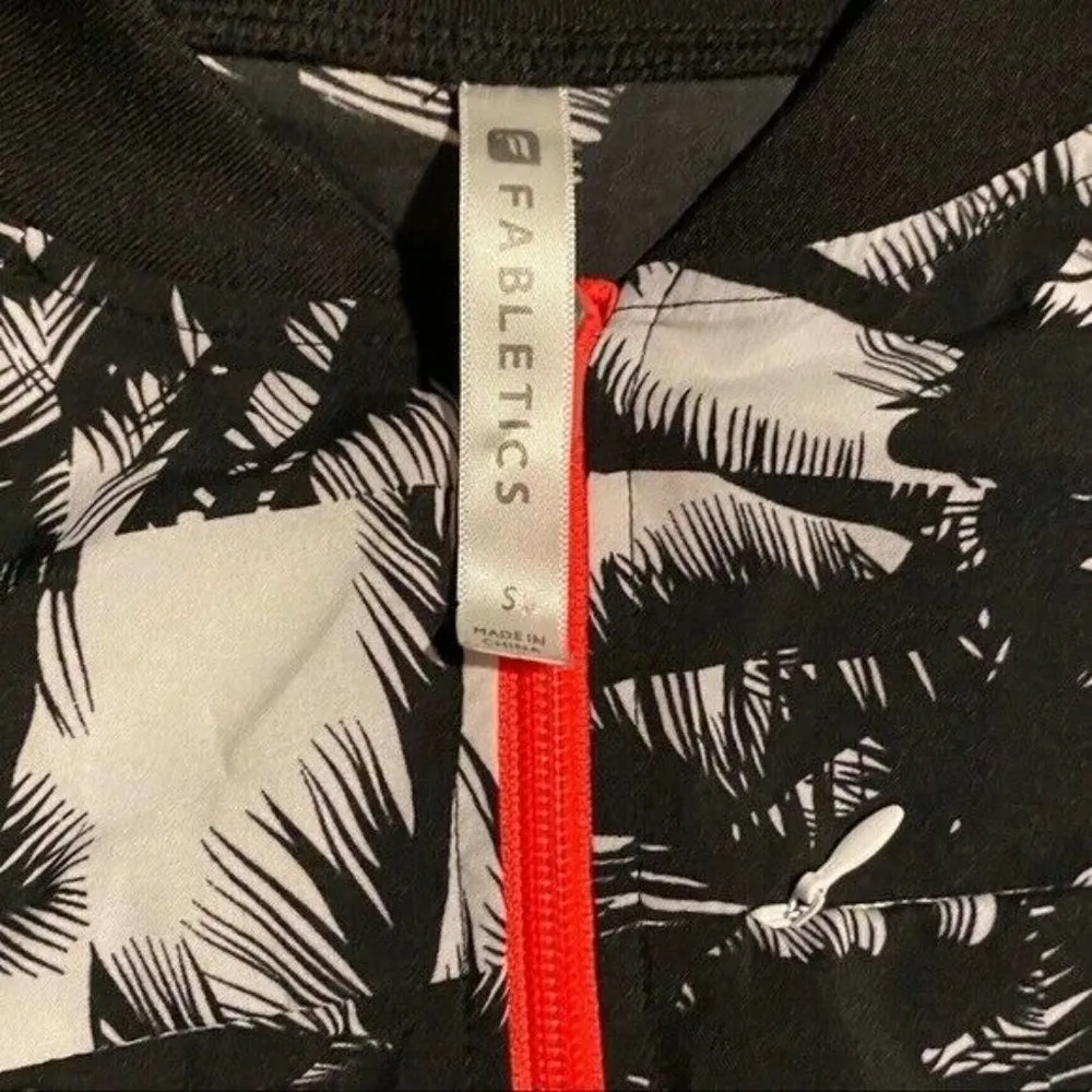 Fabletics Diana Bomber Jacket Size Small - Image 5