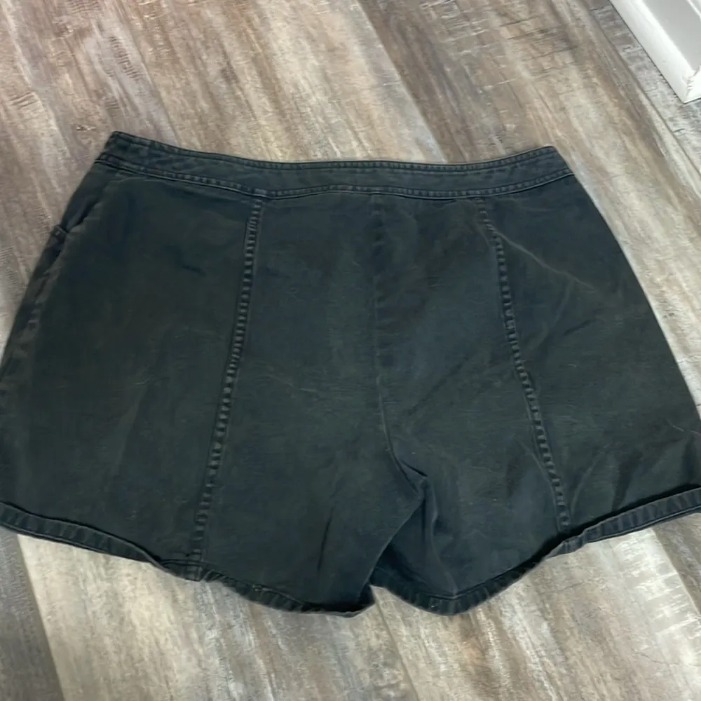 Caslon shorts washed gray black size 12 - Image 3