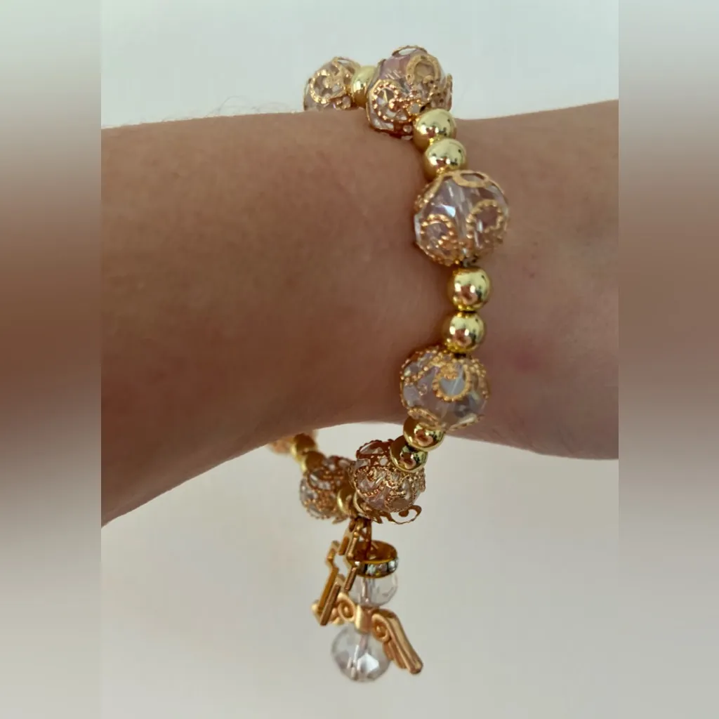Gold tone clear glass beaded bracelet - Image 2