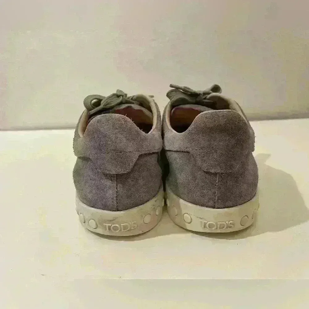 Tod's Trainers Sneakers Womens Beige Suede Studded‎ Low Top Lace Up Size 7.5 - Image 7
