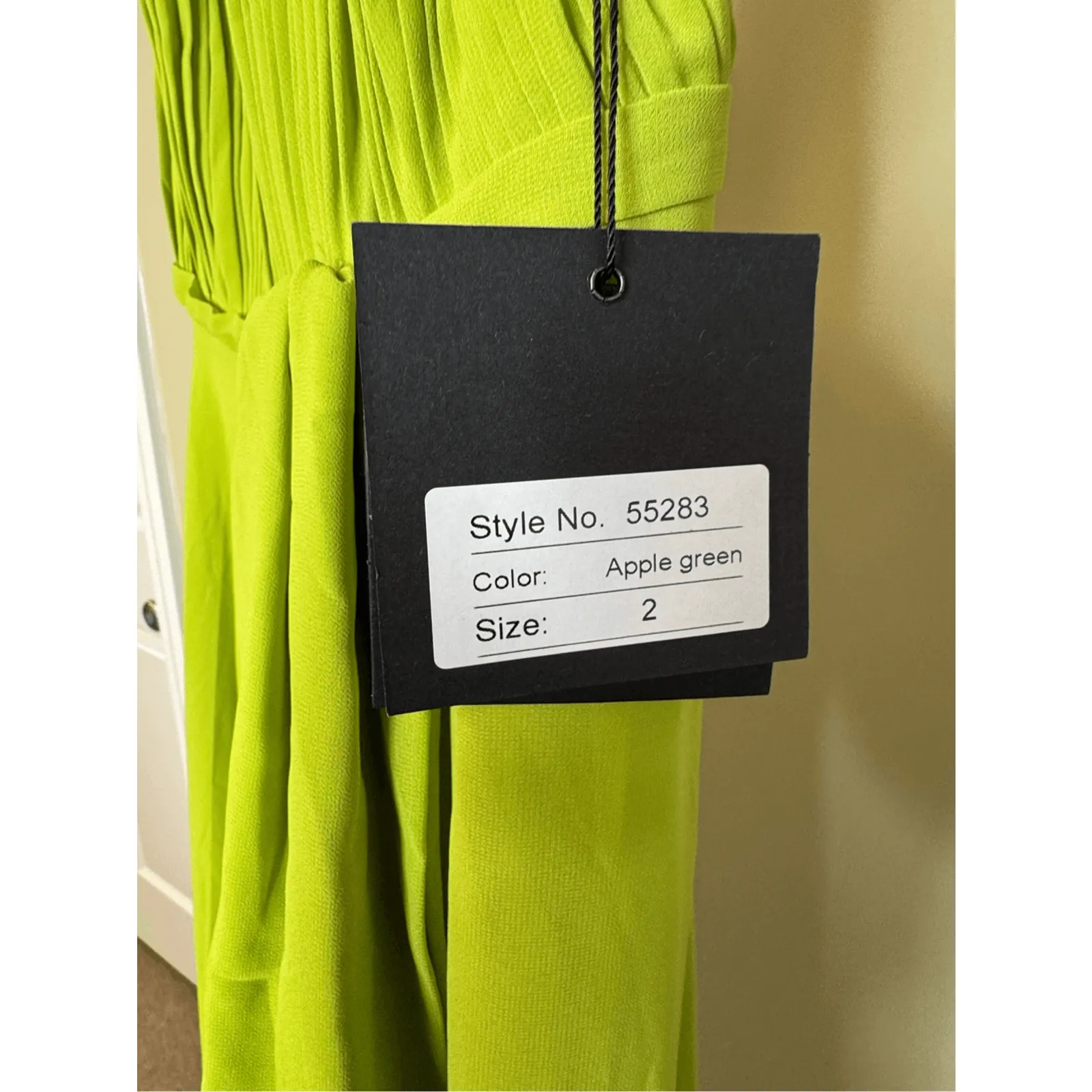 Mac Duggal NWT Sleeveless V-Neck Chiffon Gown in Apple Green Size 2 - Image 5