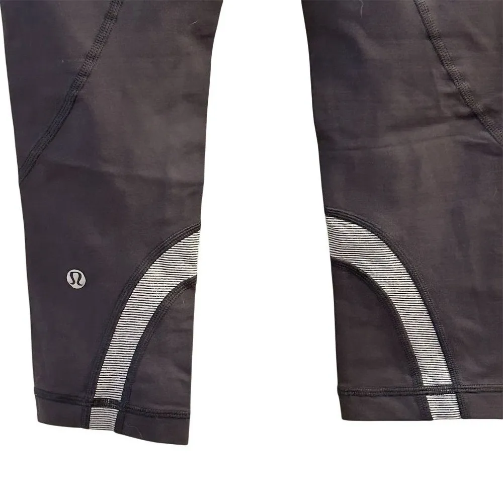 Lululemon Women's Size 4 Black Wee Stripe Crop Leggings Running Yoga - Image 6