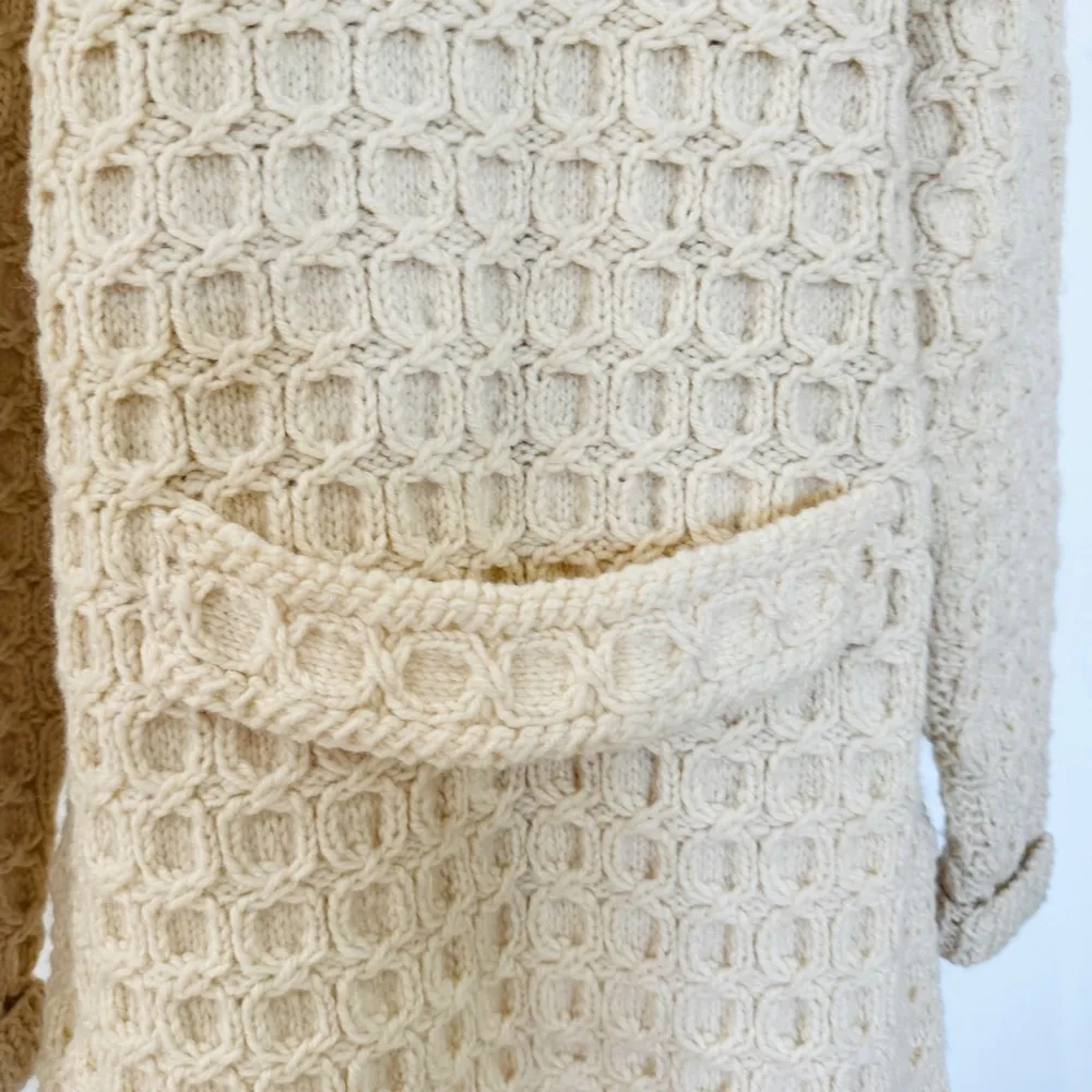 100% new wool hand knit in Ireland fisherman wool cardigan Size L - Image 14