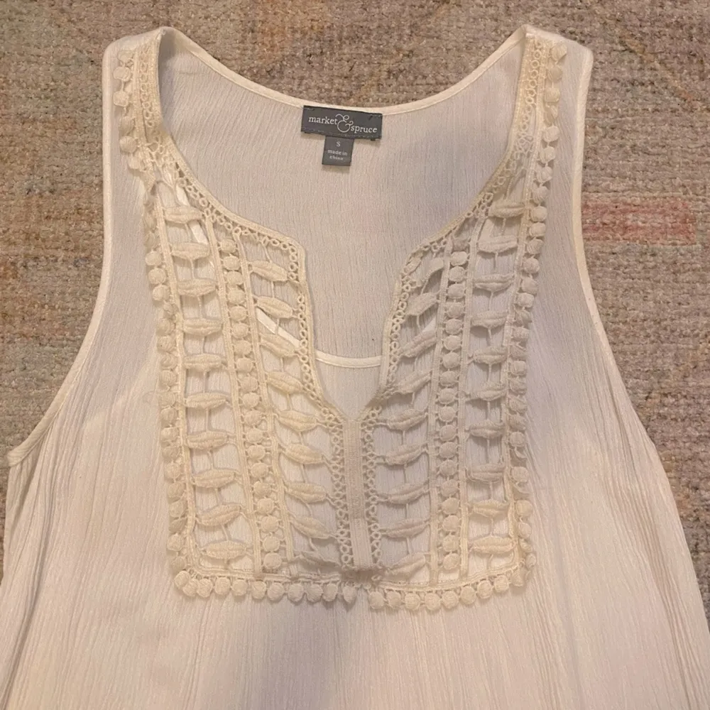 Market & Spruce Nova Crochet Detail Sleeveless Tunic Tank - Image 3