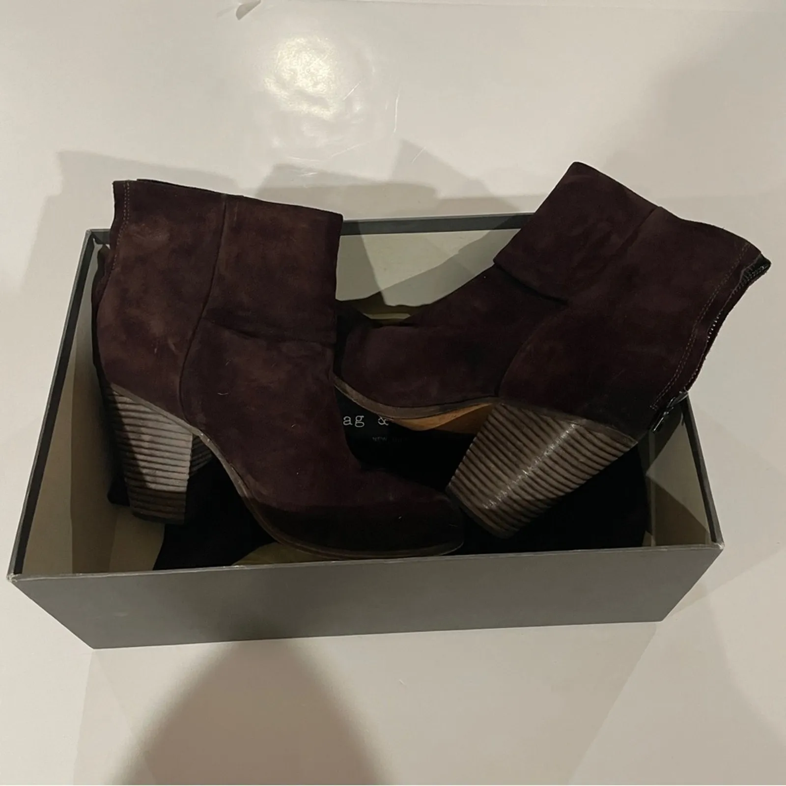 Rag & Bone Classic Newbury Burgundy Suede Heeled Ankle Booties Size 38‎ - Image 14