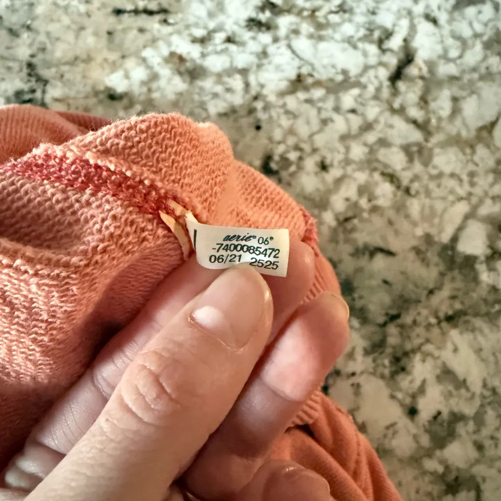 Aerie Women’s Pocket Crewneck Sweatshirt Peach Coral Size S - Image 7