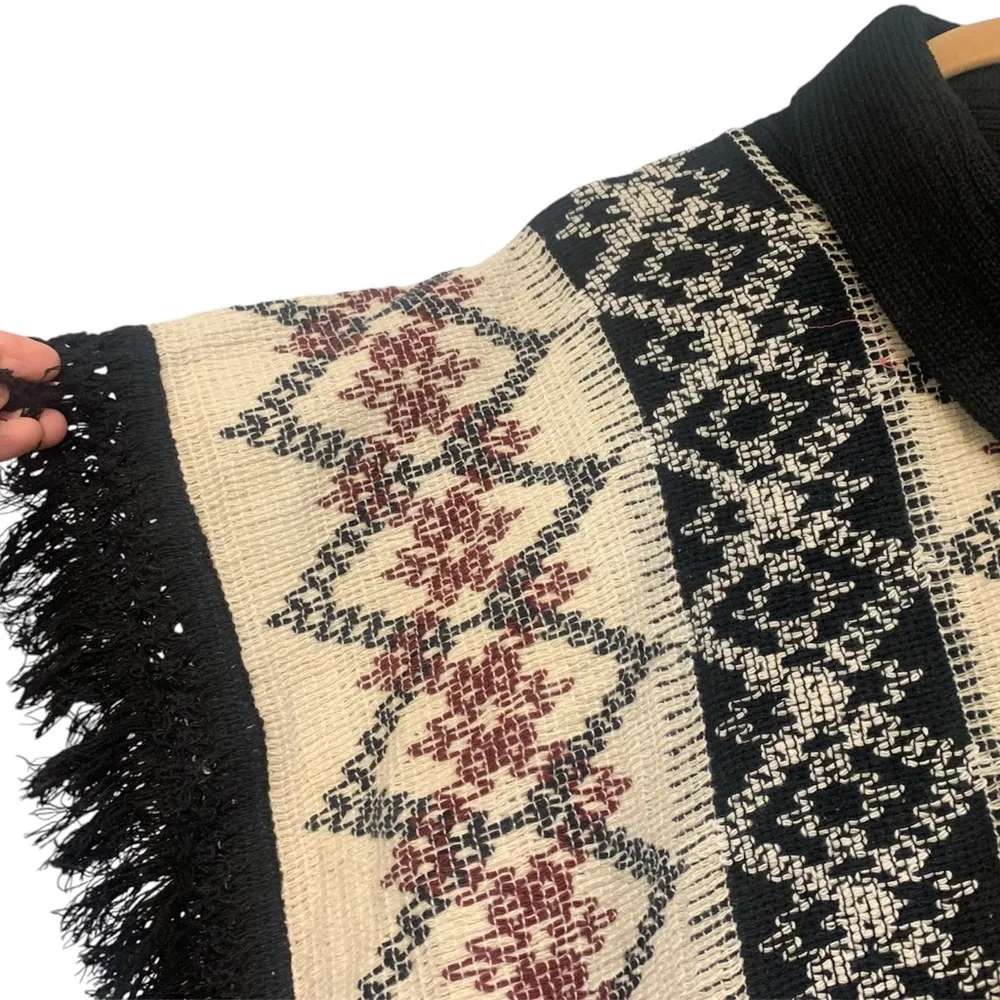 Vintage Cuevas Craft Poncho 1152 Size undefined - Image 5