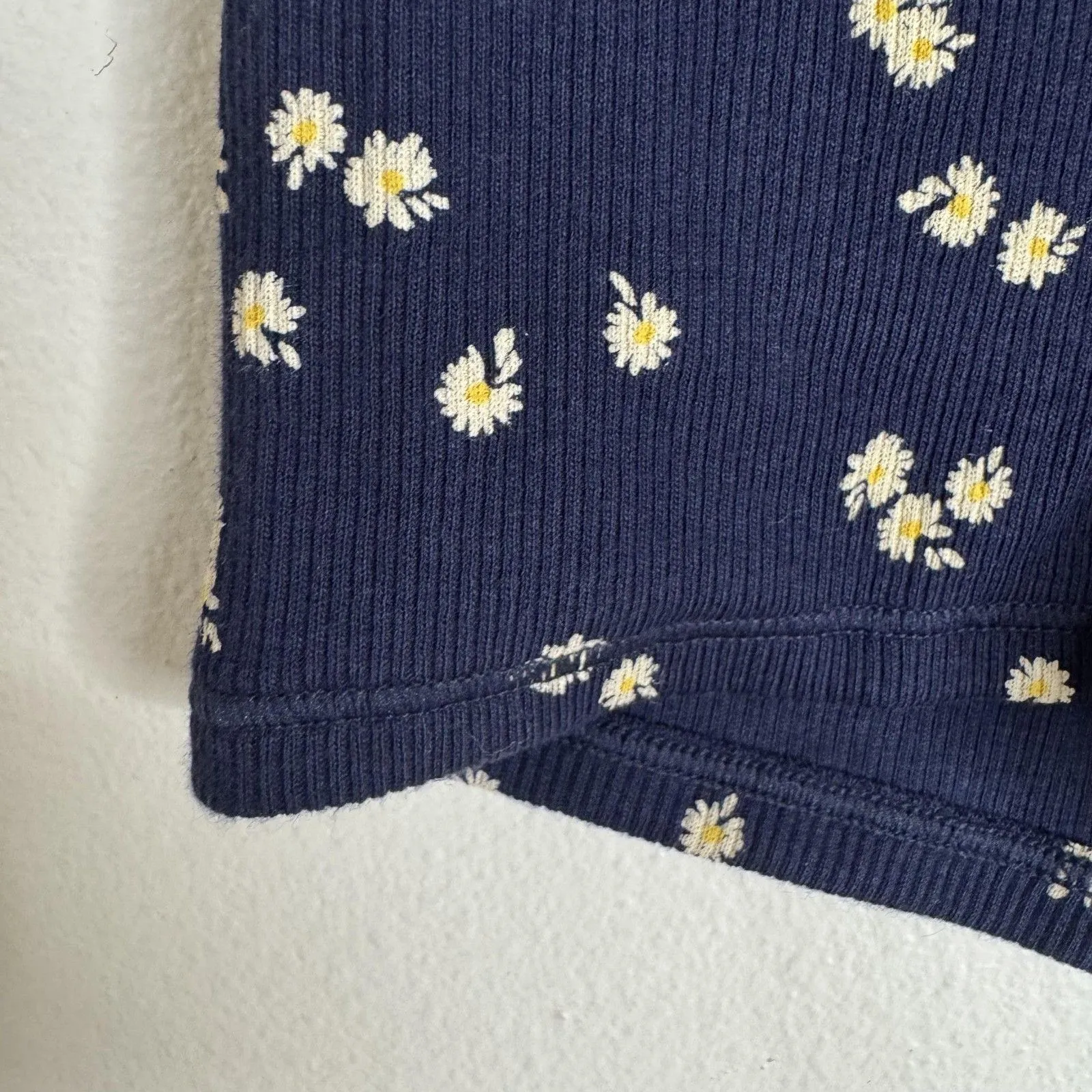 Skims Sleep Set Womens Medium Rib Daisy Tank Top & cotton ribbed boxer shorts - Image 4