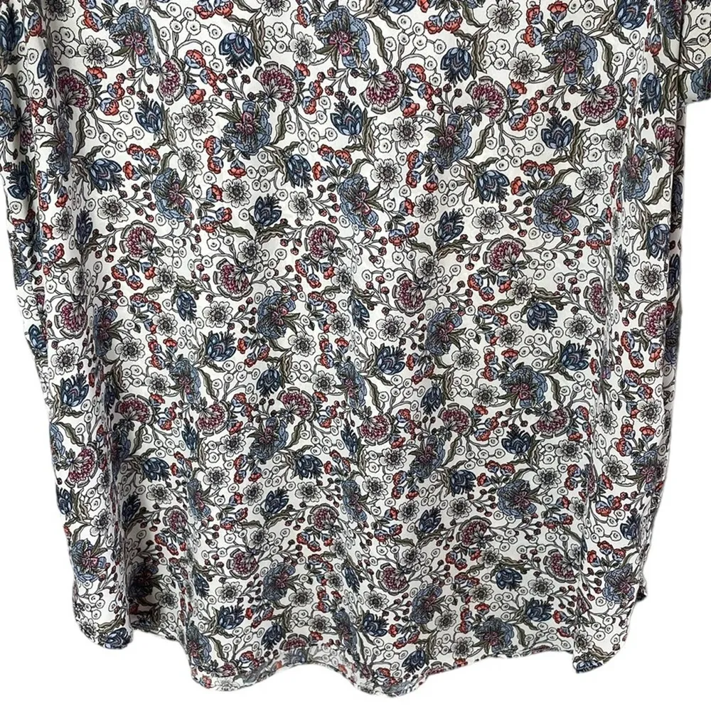 LOFT Women’s Floral Flutter Sleeve Blouse Size Large / Style 510379 - Image 4