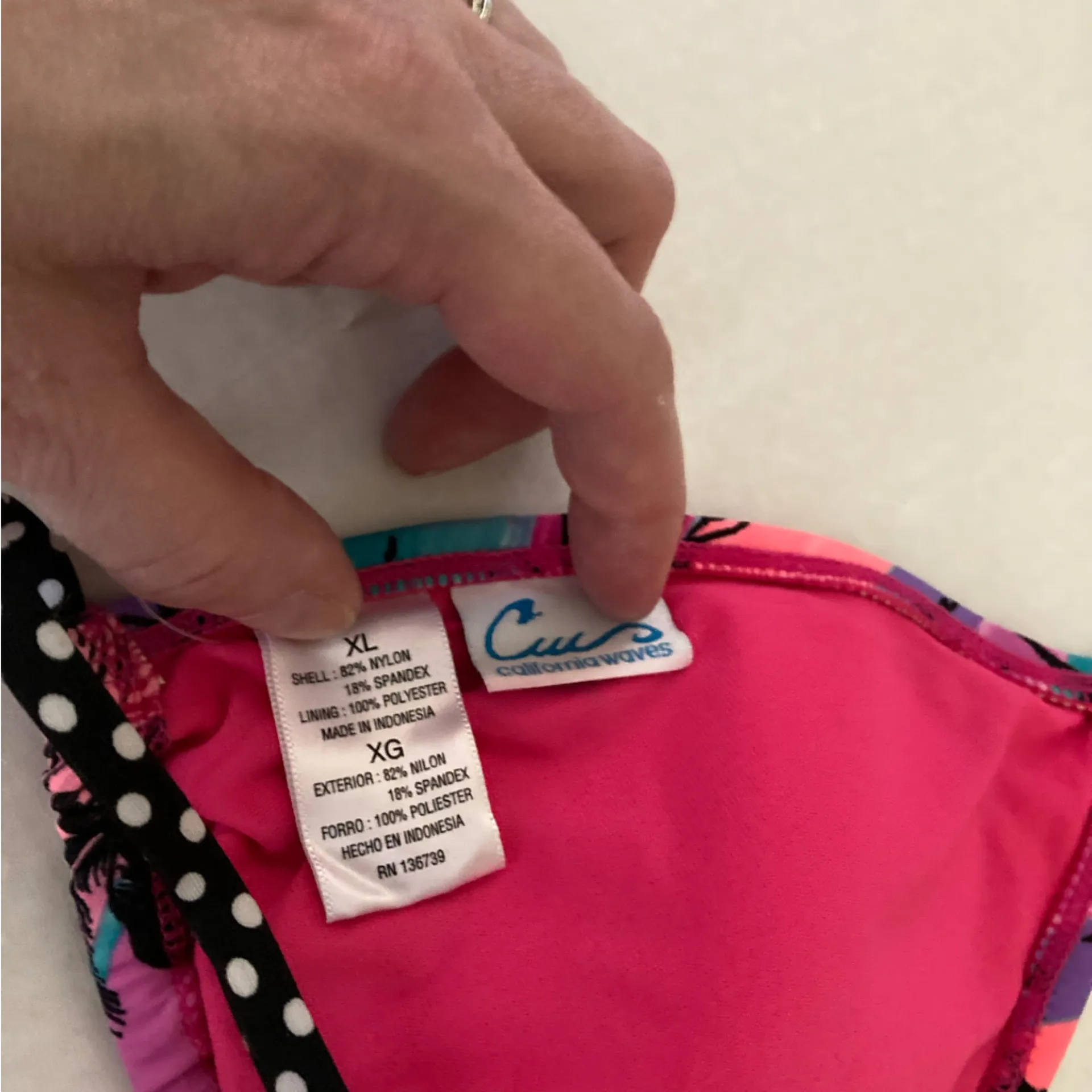 🌞NWOT California Waves Hawaiian Print Triangle Top with Bikini Bottoms A - Image 3