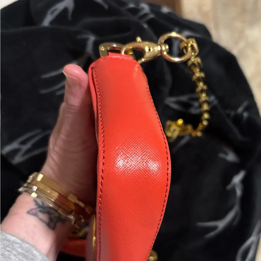 Tory Burch Vibrant Red Crossbody with Gold Chain - Image 8