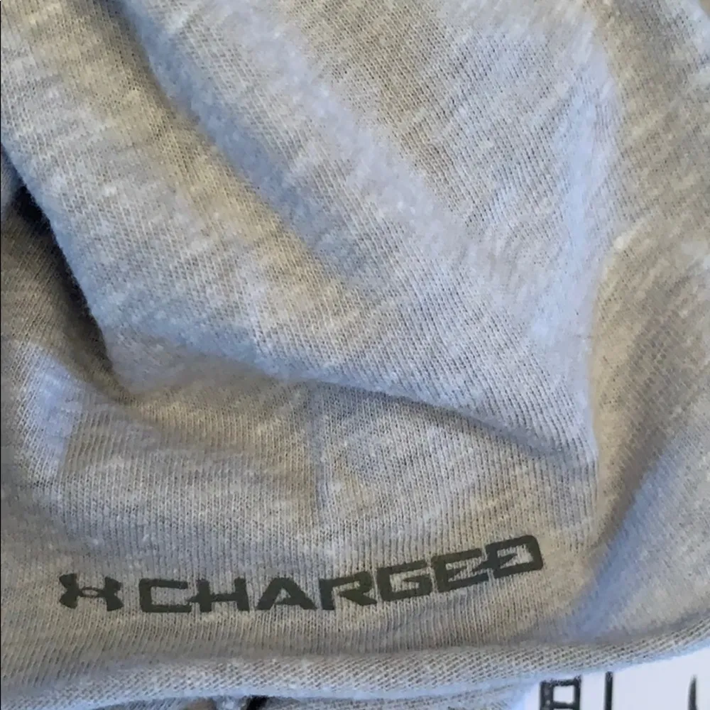 Under Armour T-shirt - Image 3