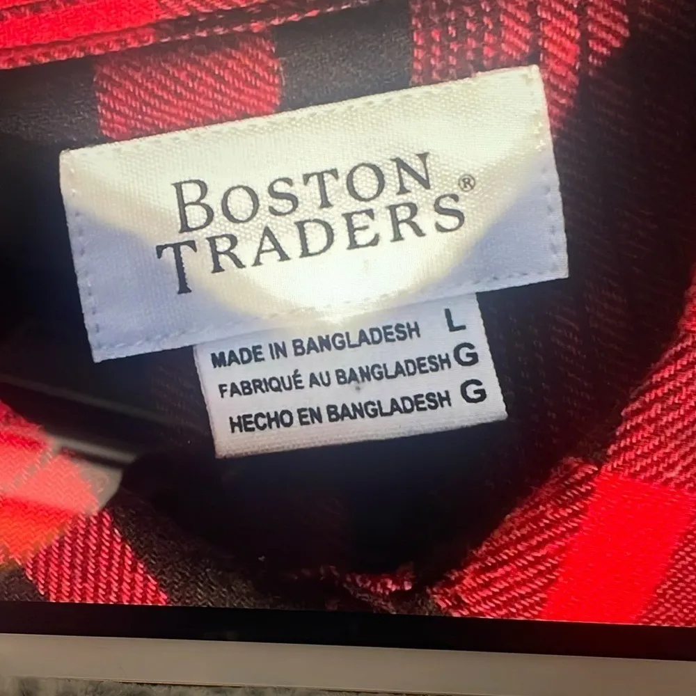 Boston Traders Red & Black Buffalo Checked Long Sleeve Button Down Size Lg New‎ - Image 2