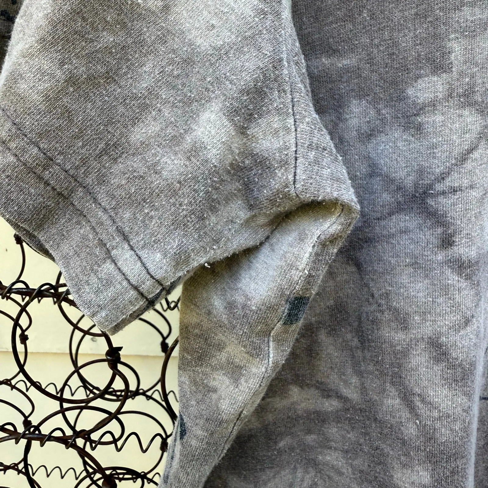 Vintage 90s Tribal Animal Art Giraffe Zoo Short Sleeve T - Image 4