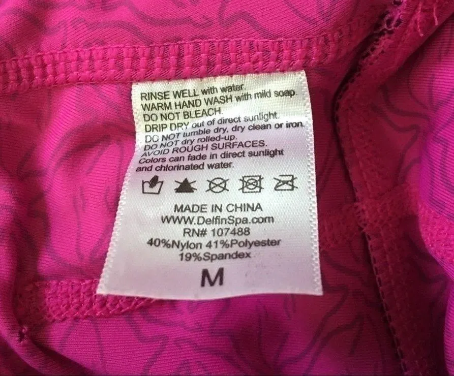 Delfin Women’s Spa Mineral Infused Exercise capris pink & black size Medium - Image 9