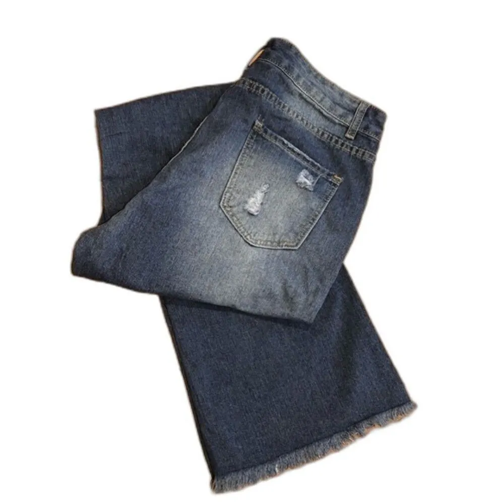 Women’s high vintage wash with front bottom High Rise Button Jean,  size Xl. - Image 2