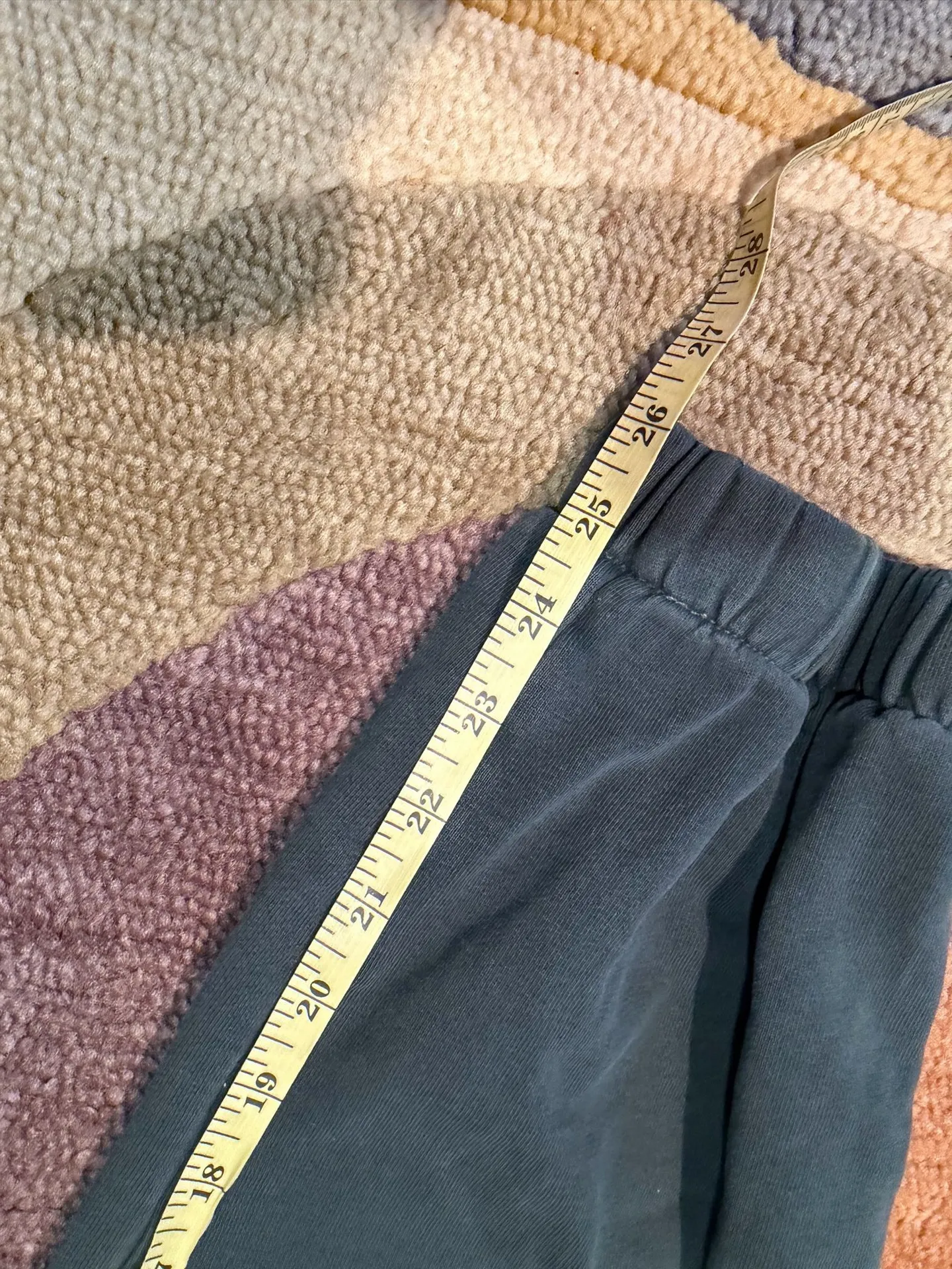 Brandy Melville Rosa Sweatpants Joggers Fleece Jogger Pants Dark Green One Size - Image 2